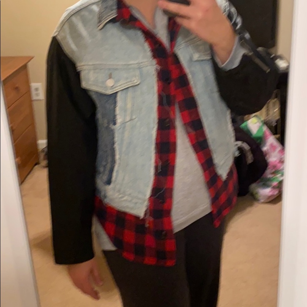 Jean jacket - Picture 9 of 9